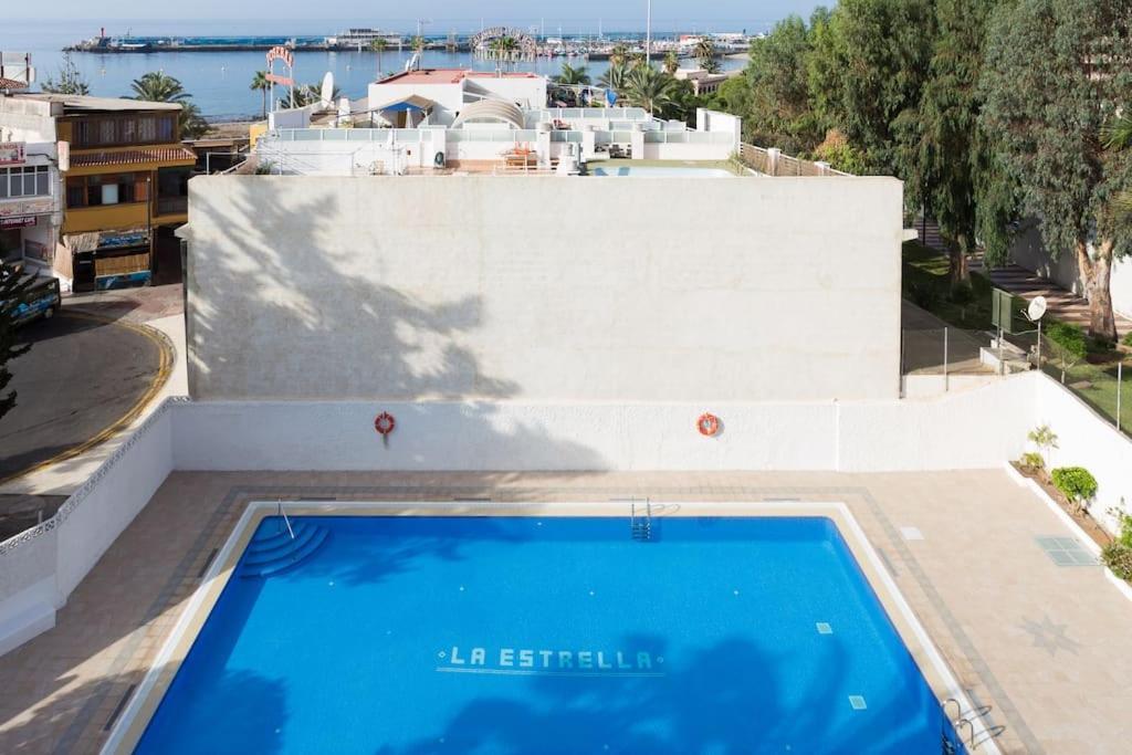 Vivienda Vacacional Rosaini Los Cristianos  Exterior foto